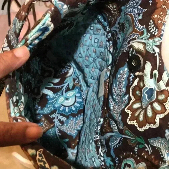 Vera Bradley Brown Floral Quilted Shoulder Bag with Side & 4 Inside Pockets. - Picture 6 of 13